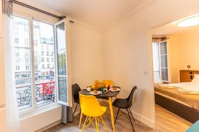 Un ou plusieurs lits dans un hébergement de l'établissement Charming apartment - 1BR-4P - Bastille