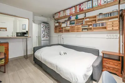 Cuisine ou kitchenette dans l'établissement Appartement Ternaux - Welkeys
