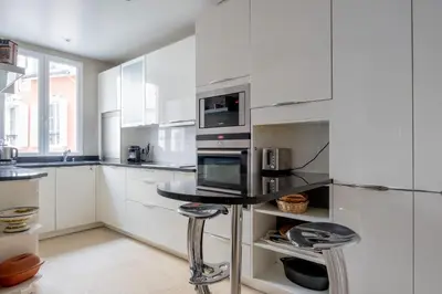 Cuisine ou kitchenette dans l'établissement Veeve - Peaches of Paris