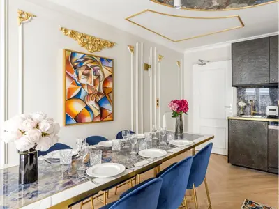 Cuisine ou kitchenette dans l'établissement Merveil - Luxury Suite - Opera - Rougemont I