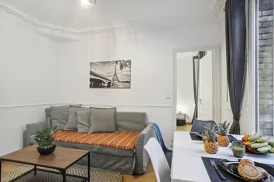 Coin salon dans l'établissement Modern flat in Paris - Heart of XVIème