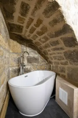 Salle de bains dans l'établissement Appartement Broca