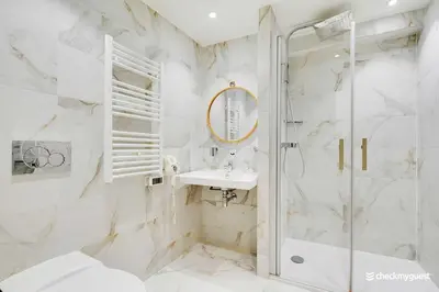 Salle de bains dans l'établissement CMG Résidence Sacrée Coeur - Montmartre