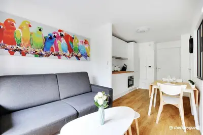 Cuisine ou kitchenette dans l'établissement CMG Résidence Sacrée Coeur - Montmartre