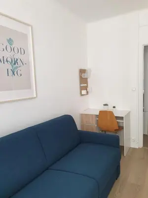 Coin salon dans l'établissement Double-studio 4p Calme 100m métro idéal Séjour Maison examens