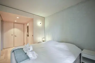 Un ou plusieurs lits dans un hébergement de l'établissement Luxurious flat/3bedrooms/Amazing view/EffeilTower