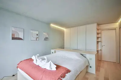 Un ou plusieurs lits dans un hébergement de l'établissement Luxurious flat/3bedrooms/Amazing view/EffeilTower