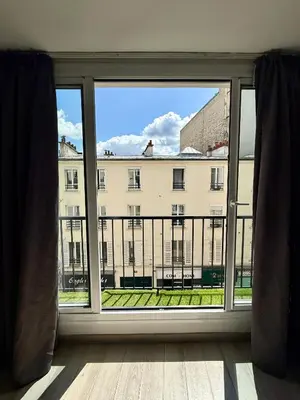 Balcon ou terrasse dans l'établissement Apartment Like HOME Arc de Triomphe, Champs Élysées, Tour Eiffel