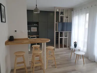 Cuisine ou kitchenette dans l'établissement cosy appartment - Clamart Percy Paris