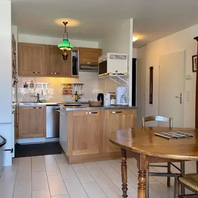 Charming flat just outside Paris w free Private Parking