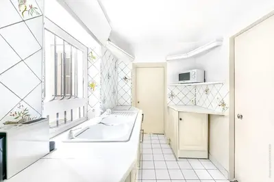 Un ou plusieurs lits dans un hébergement de l'établissement Ile Saint Louis - Quai d'Orleans 2bdr by B'Your Home