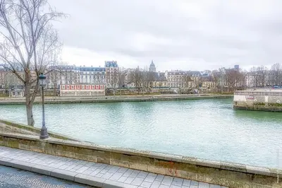 Vue sur la rivière ou le fleuve situé(e) à proximité de l'appartement