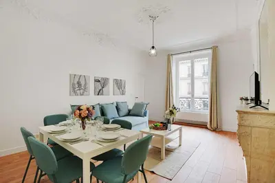 Coin salon dans l'établissement Magnificent flat - 3BR-8P - Montorgueil