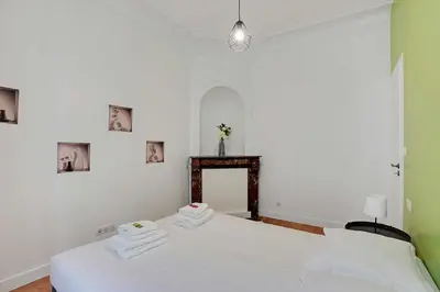 Un ou plusieurs lits dans un hébergement de l'établissement Magnificent flat - 3BR-8P - Montorgueil