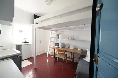 Cuisine ou kitchenette dans l'établissement Le studio d'Émilie