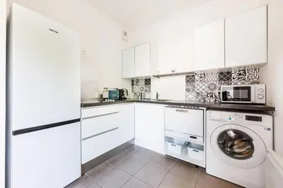 Cuisine ou kitchenette dans l'établissement Quiet apartment - 1BR-6P - Vanves