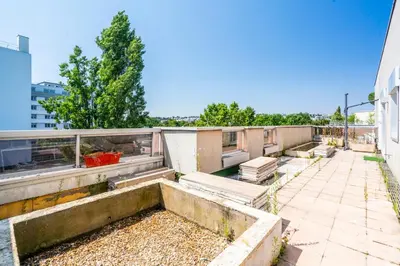 Plan de l'établissement Superbe 2 pièces 52 m2 refait à neuf Boulogne Nord - Superb brand new 1 bedroom appartement North of Boulogne