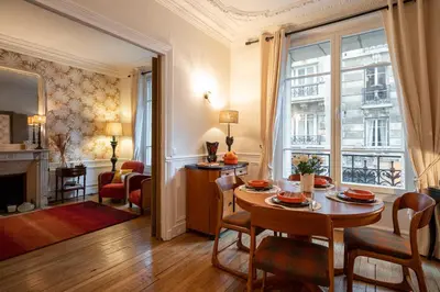 Coin salon dans l'établissement Appartement de charme à Montmartre