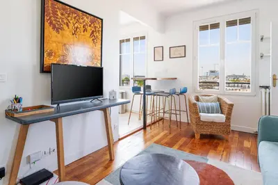 Télévision ou salle de divertissement dans l'établissement Appartement Lottin - Welkeys