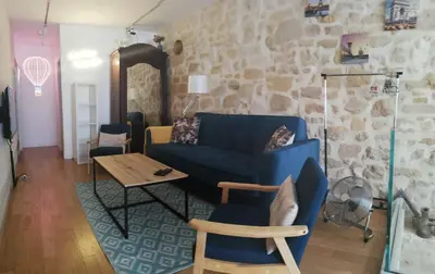 Coin salon dans l'établissement Les Frères Montgolfier - Le Marais - 80 m2