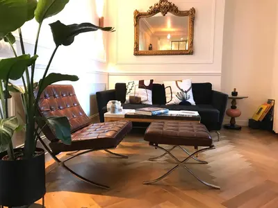 Coin salon dans l'établissement Montmartre Parisian Apartment - 51 m2