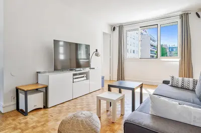 Télévision ou salle de divertissement dans l'établissement Appartement Garibaldi - Welkeys