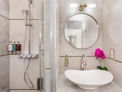 Salle de bains dans l'établissement Merveil - Luxury Suite - Tour Eiffel - Bac I