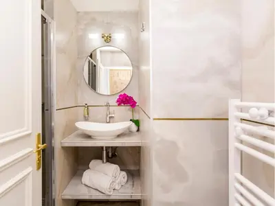 Salle de bains dans l'établissement Merveil - Luxury Suite - Tour Eiffel - Bac I