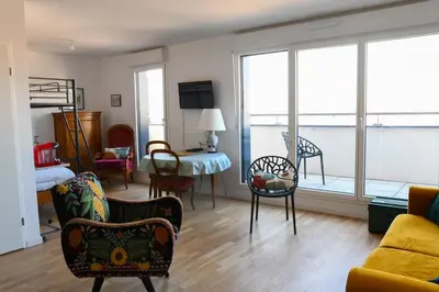 Cuisine ou kitchenette dans l'établissement GuestReady- Chatillon's Hidden Gems