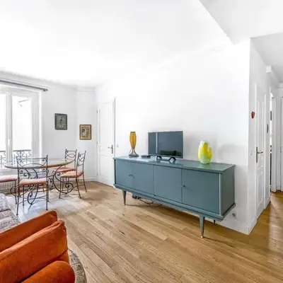 Montmartre - Lamarck - Caulaincourt 2bdr by B'Your Home