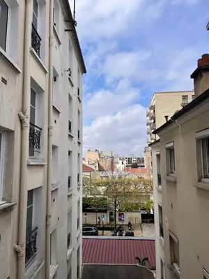 Vue générale sur Courbevoie ou vue de la ville depuis l'appartement