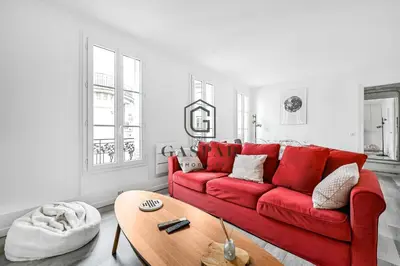 Coin salon dans l'établissement GASPAR - Appartement 2 Chambres 4 personnes Dernier étage 75 m2