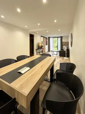 Espace de conférence ou salle de réunion dans l'établissement Nets Inn apartments - Robida