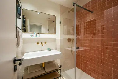Salle de bains dans l'établissement Magnifique appartement central 3 chambres / 3 BDR