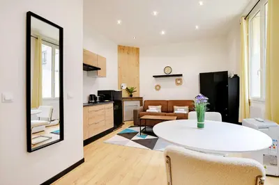 Cuisine ou kitchenette dans l'établissement Peaceful studio - 2P - Buttes-Chaumont with AC