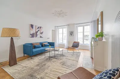 Coin salon dans l'établissement Appart 4pers#2 Bedrooms#Louvres#Palais Royal#Opéra