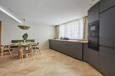 Cuisine ou kitchenette dans l'établissement Résidence Luxembourg St Germain des Près by Studio prestige