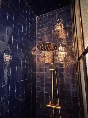 Salle de bains dans l'établissement 2 pièces à Bastille