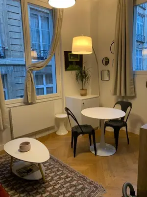 Coin salon dans l'établissement Au cœur du quartier Latin