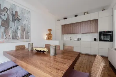 Cuisine ou kitchenette dans l'établissement Veeve - La Vie Est Belle