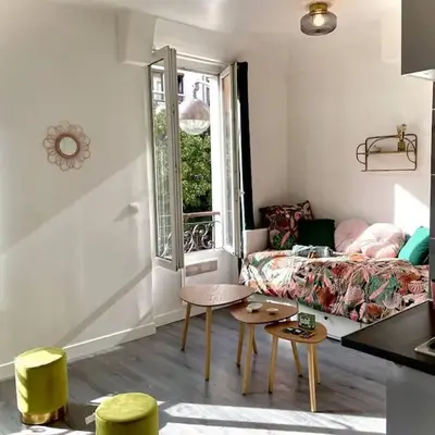 Charming Bright Sunny Studio near Canal St Martin