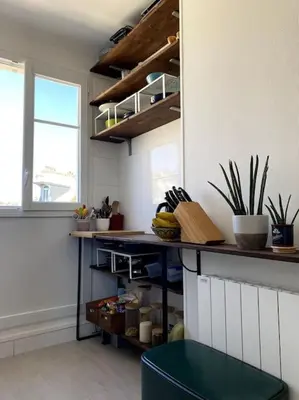 Cuisine ou kitchenette dans l'établissement Paris : superbe appartement au coeur du Marais
