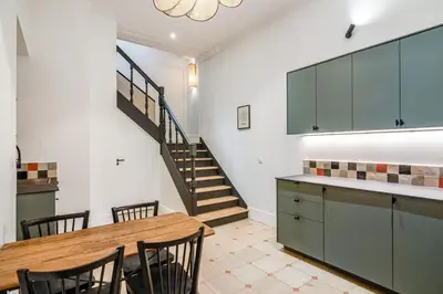 Cuisine ou kitchenette dans l'établissement Appartement Pastourelle du Marais - Welkeys