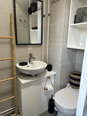 Salle de bains dans l'établissement TiParis