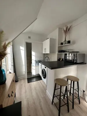 Cuisine ou kitchenette dans l'établissement TiParis