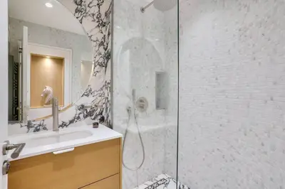 Salle de bains dans l'établissement Amazing apartment for 6 in the center of Paris