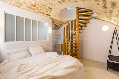 Un ou plusieurs lits dans un hébergement de l'établissement Apartment 60 m2 xx Center of Paris xx 2 Bedrooms & 2 Bathrooms