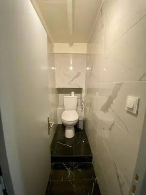 Salle de bains dans l'établissement La Résidence Panthéonique