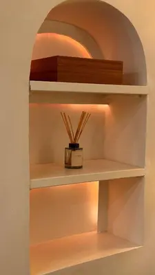 Bibliothèque dans l'appartement