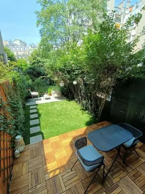Jardin de l'établissement Secret Garden Étoile